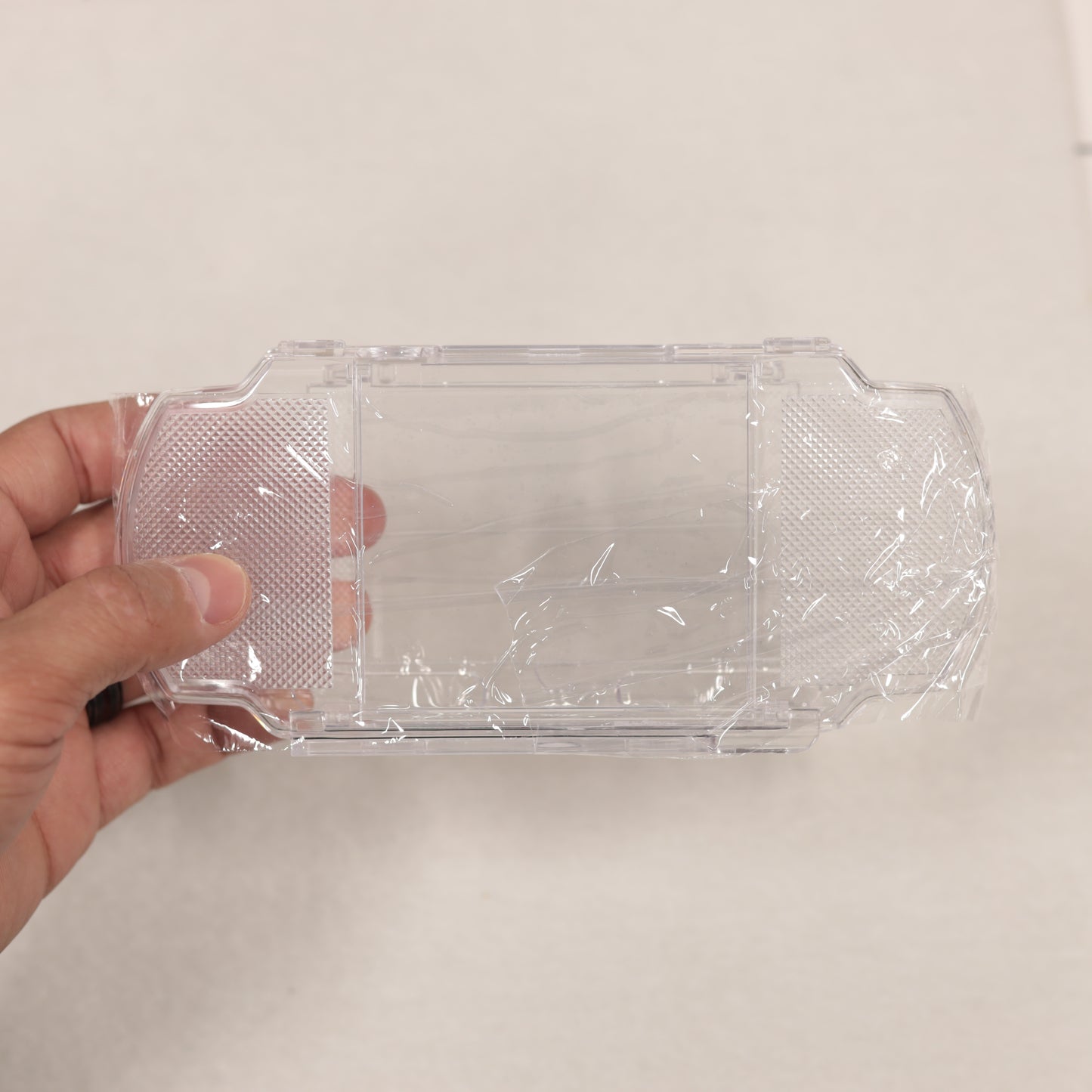 PSP 2000 / 3000 Protective Case Cover – Clear Hard Shell With Grip